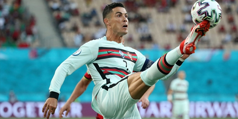 thuat ngu play off la gi